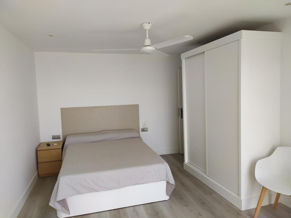 Carihuela Beach Apartamentos Torremolinos Bagian luar foto