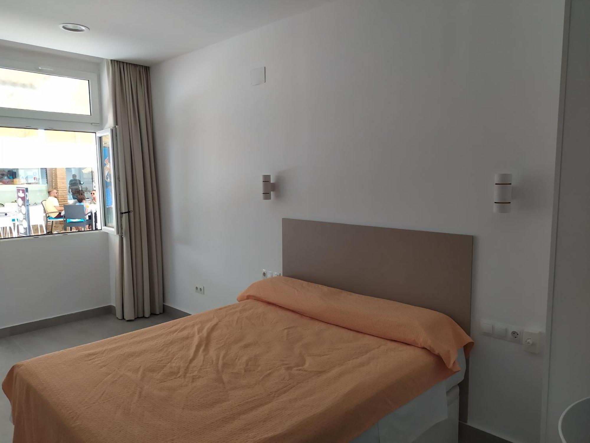 Carihuela Beach Apartamentos Torremolinos Bagian luar foto