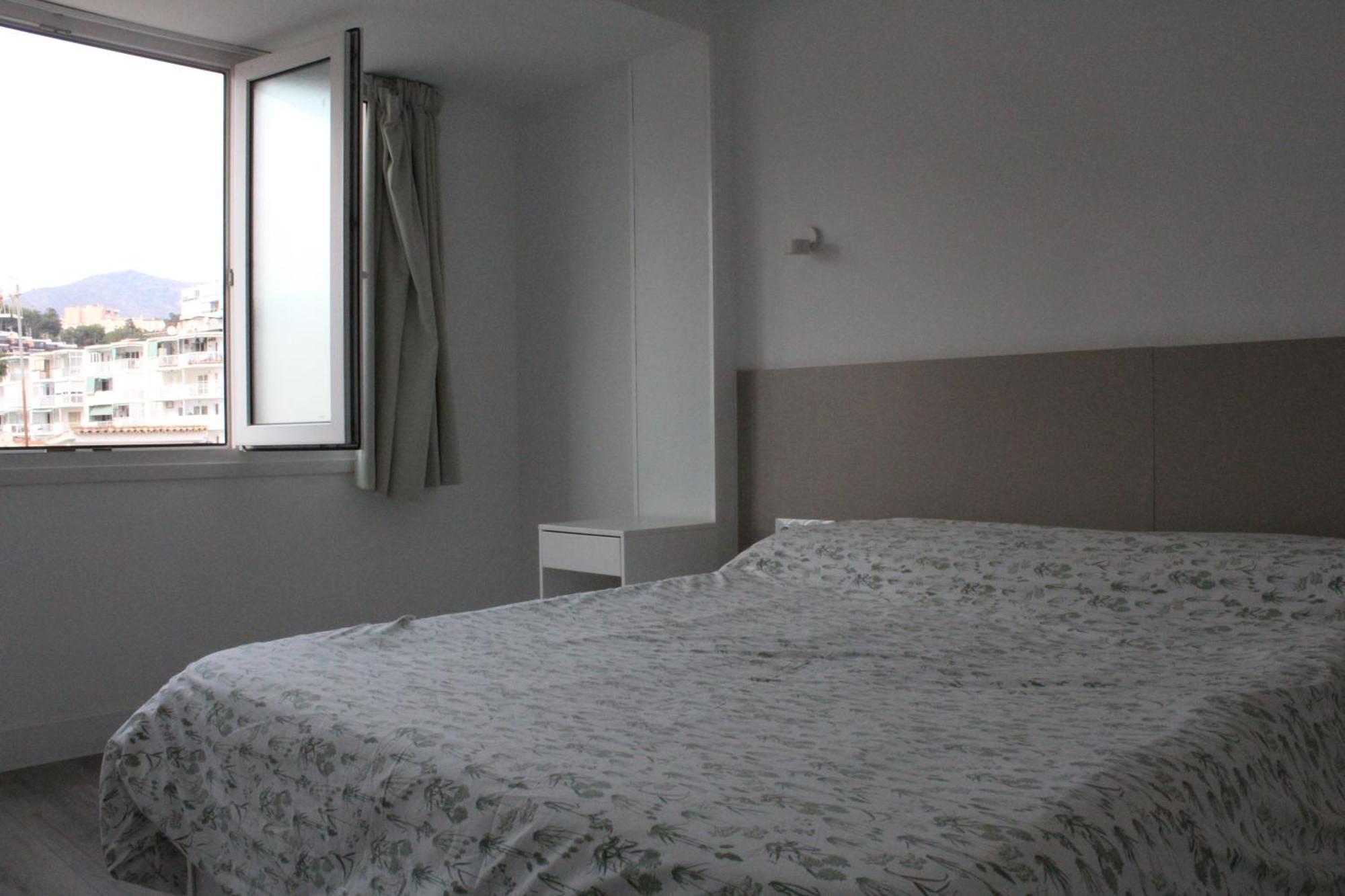 Carihuela Beach Apartamentos Torremolinos Ruang foto
