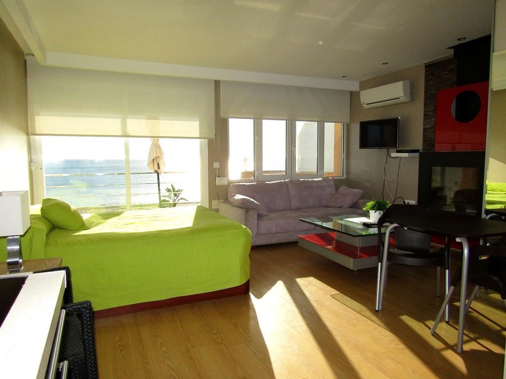 Carihuela Beach Apartamentos Torremolinos Bagian luar foto